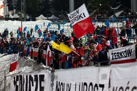  Worek Wojny! Sprawdź, Jak Ten Mały Zając Zachwyca Podczas Skoków